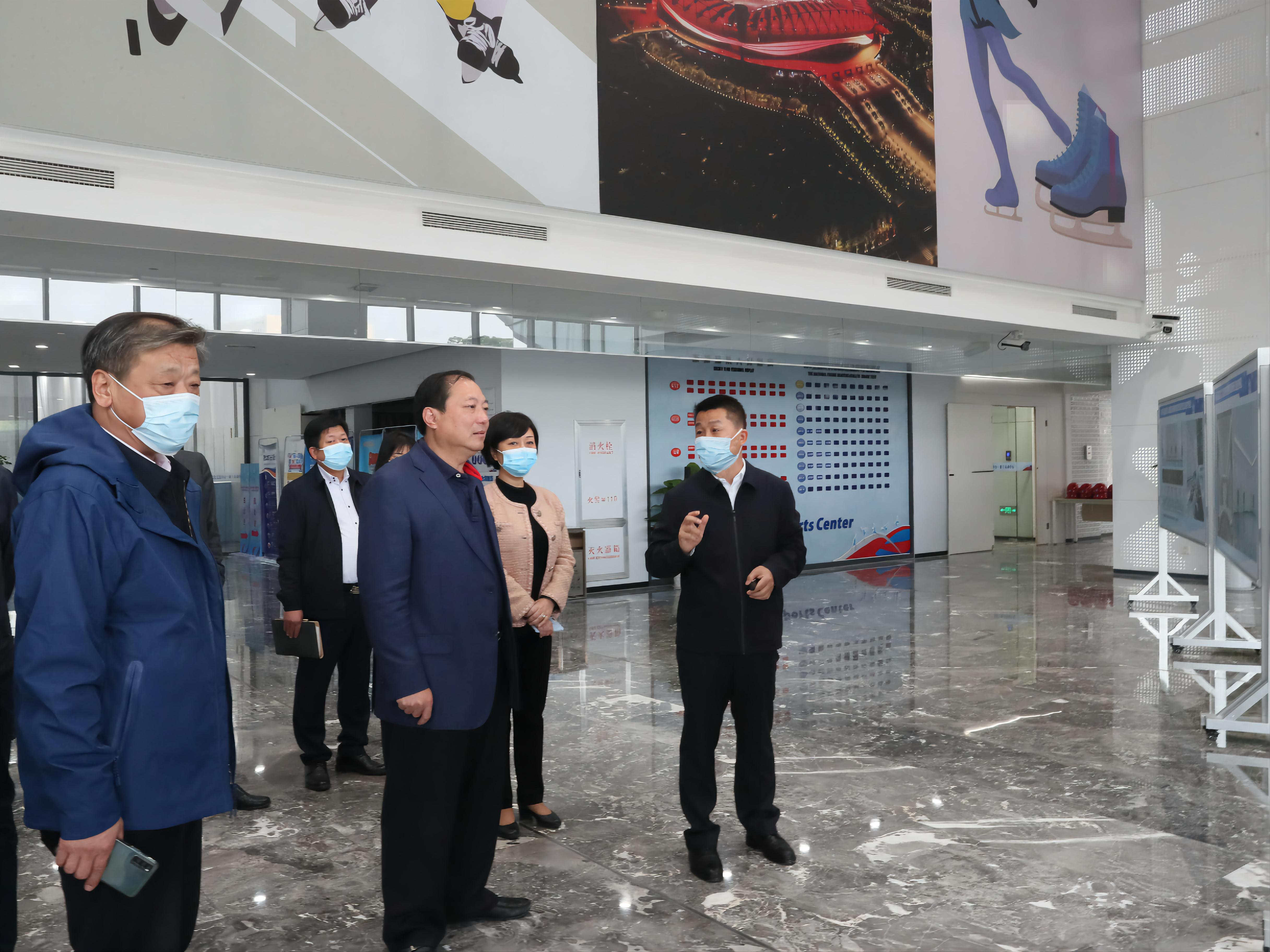 胡功民來公司調(diào)研第八屆全國大眾冰雪季武漢主會場啟動儀式、賽事場館籌備等工作