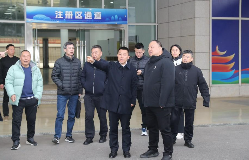 中國羽毛球協(xié)會主席張軍一行來集團(tuán)調(diào)研